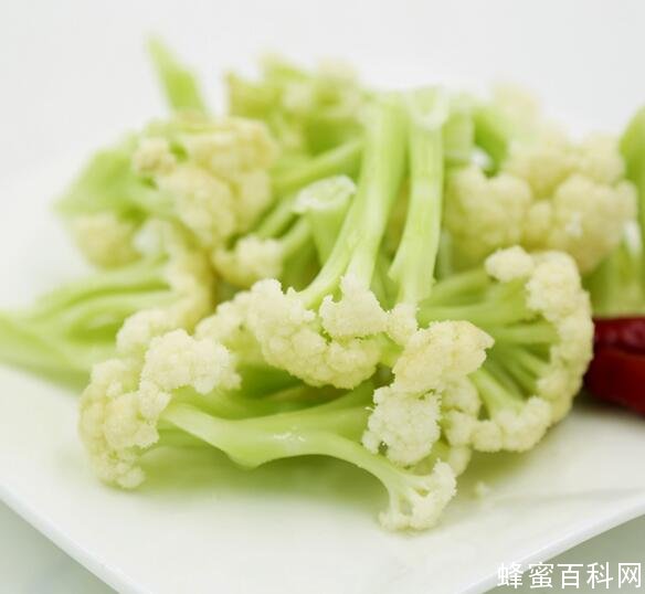 与菜花相宜相克的食物